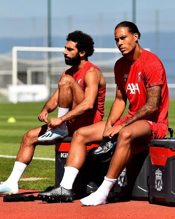 集结日门兴格拉德巴赫备战社区盾，伤情更新细节曝光，压力陡增，阵容厚度经受考验(门兴格拉德巴赫vs圣保利比分预测)